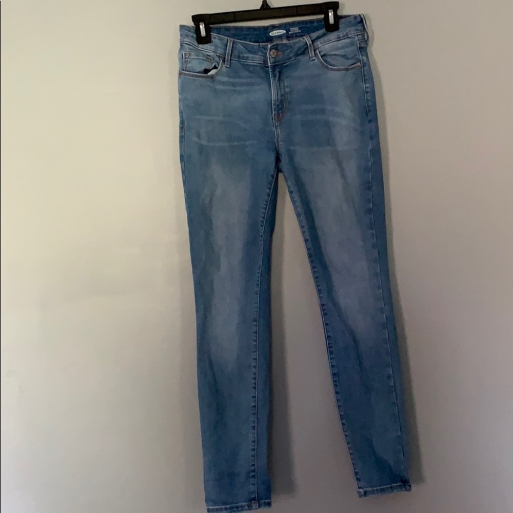Old Navy Rockstar Jeans -Built In Sculpt
